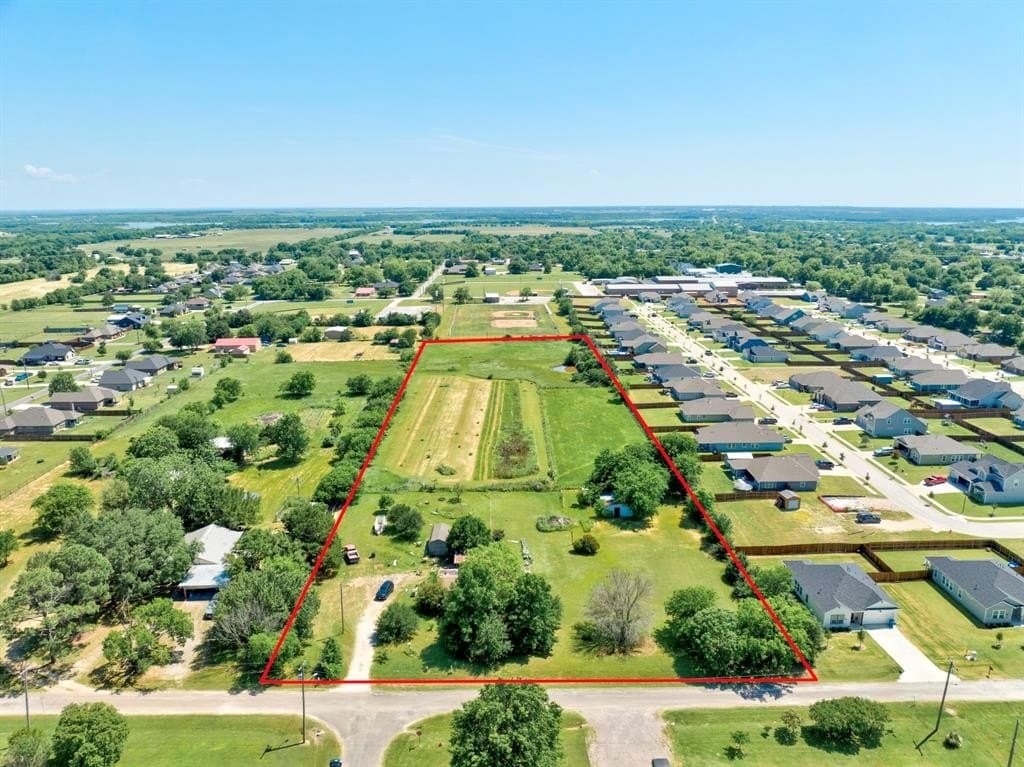 5 acres in Grayson County