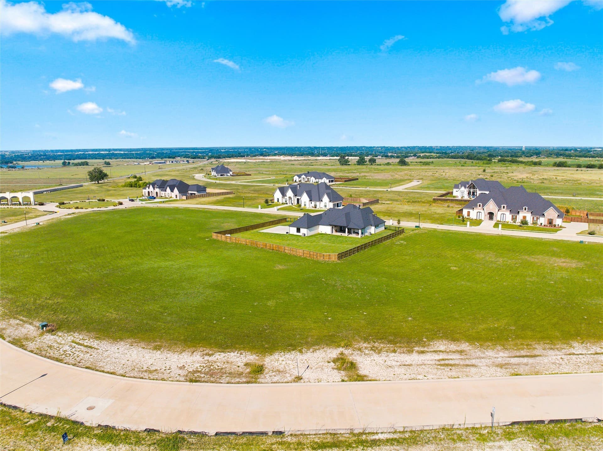 0.84 acres in McLennan County - photo 4