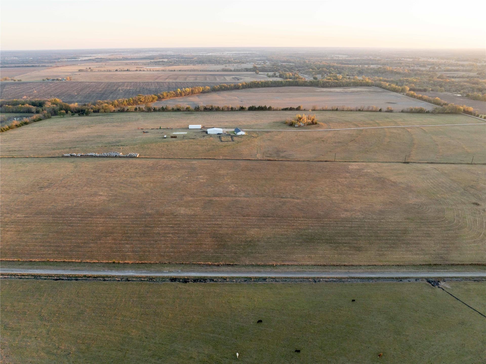 2 acres in Lamar County - photo 2