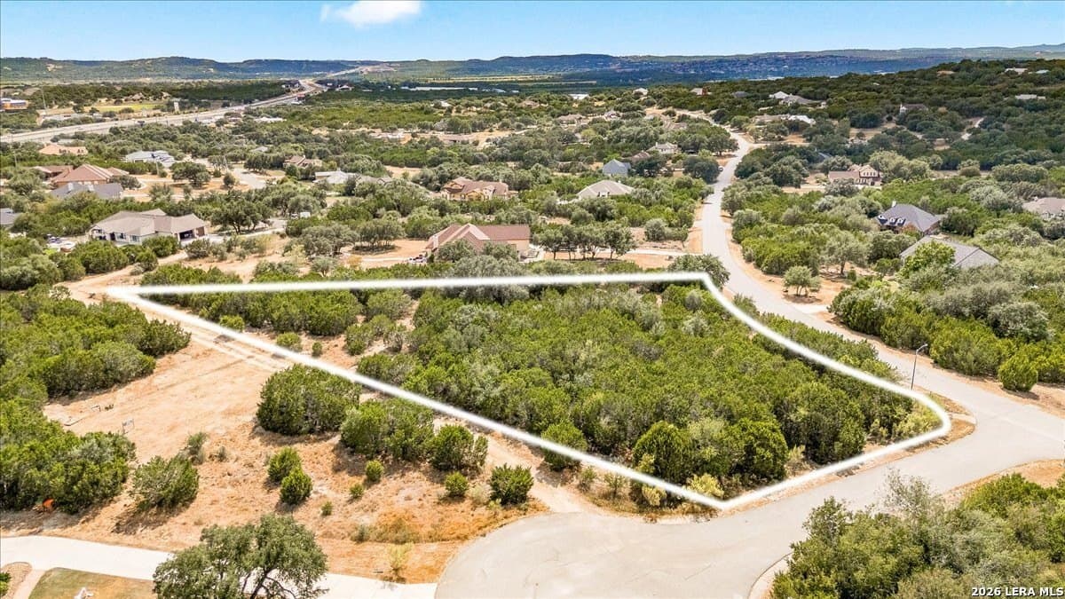 1.5 acres in Comal County - photo 3