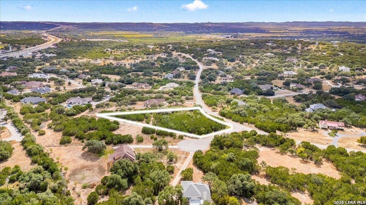 1.5 acres in Comal County - photo 4