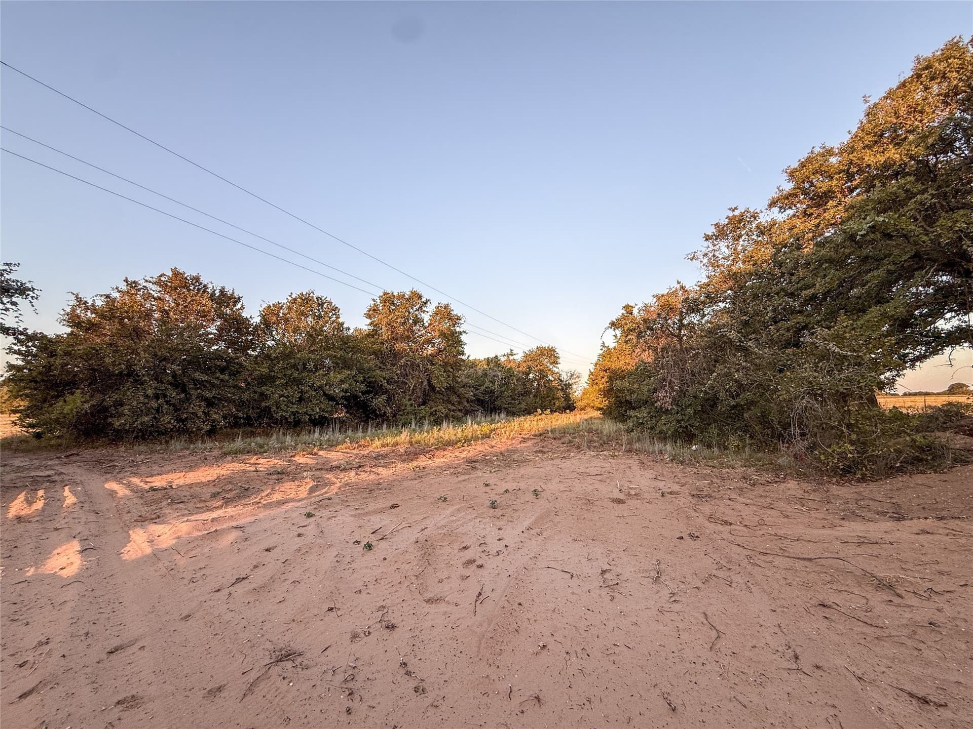 16.39 acres in Wise County - photo 16