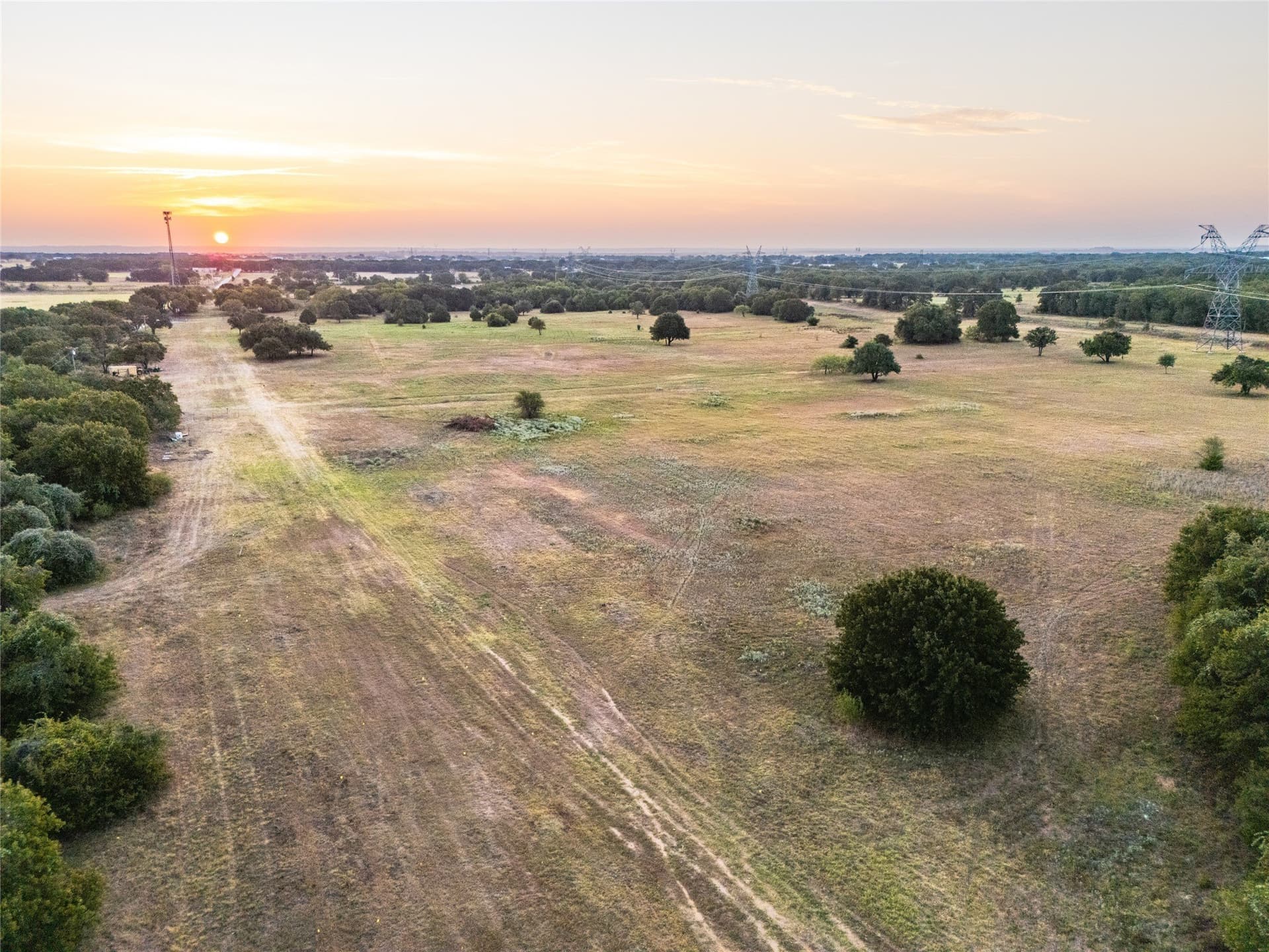 16.39 acres in Wise County - photo 2