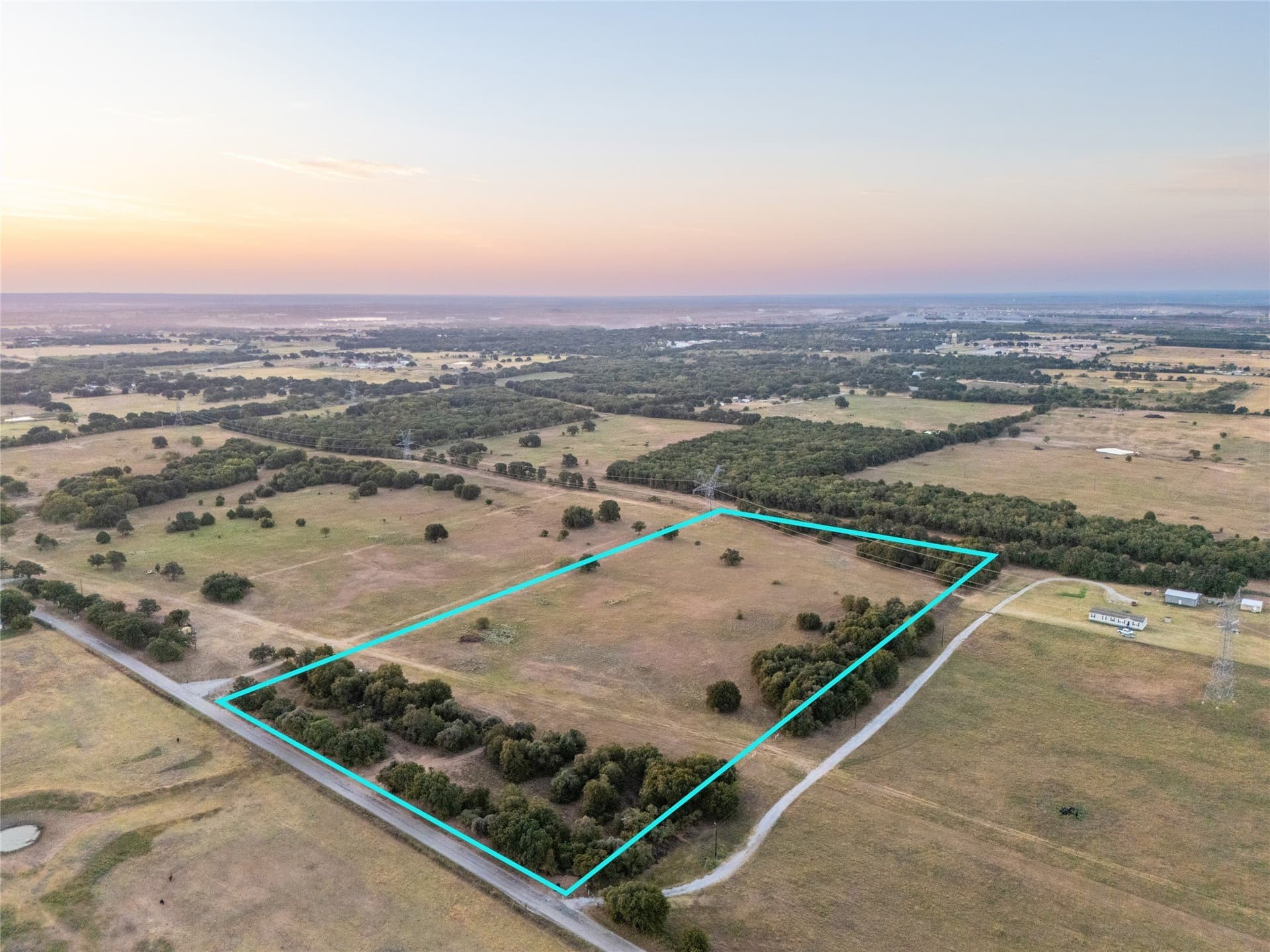 16.39 acres in Wise County - photo 10