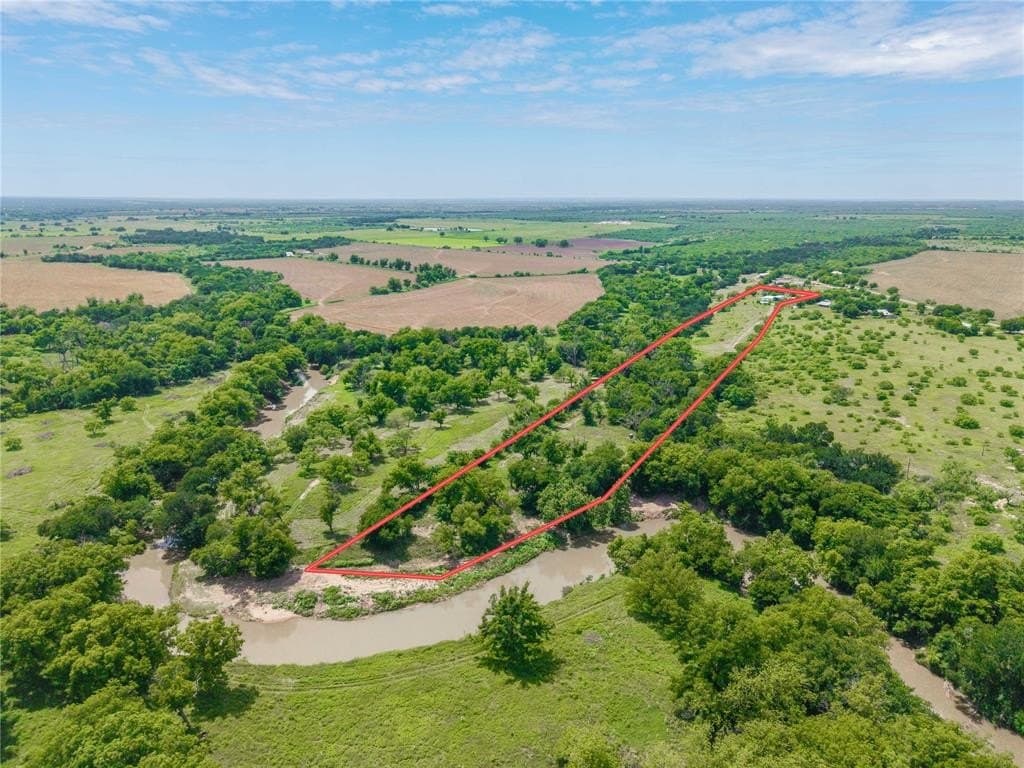 9 acres in San Saba County