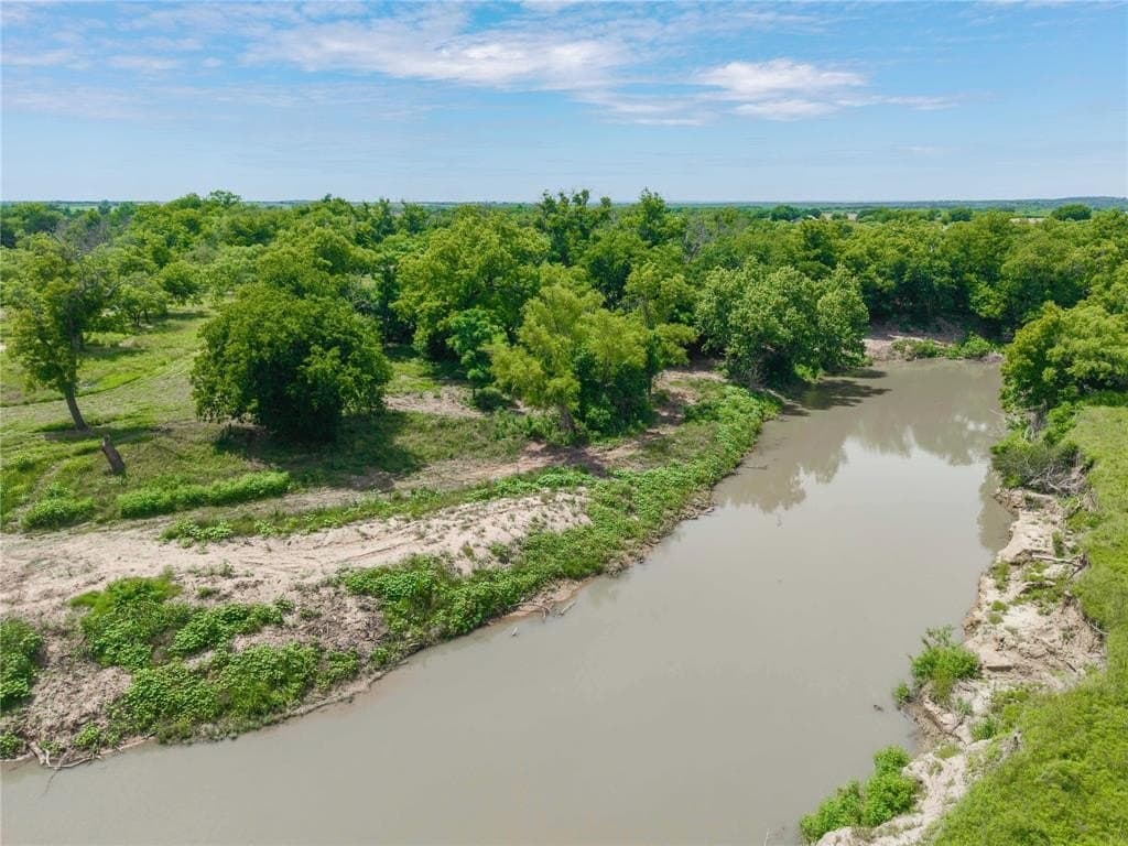 9 acres in San Saba County featured view