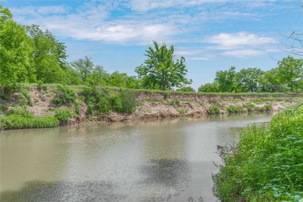 9 acres in San Saba County gallery image 4