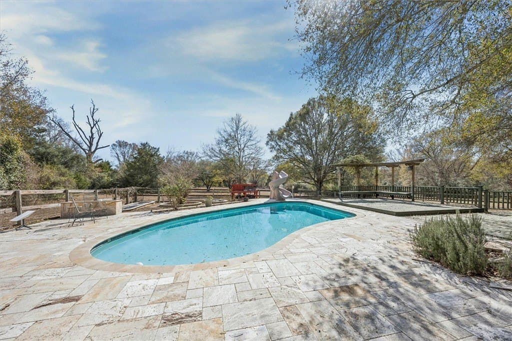 5.62 acres in AUSTIN County - photo 5