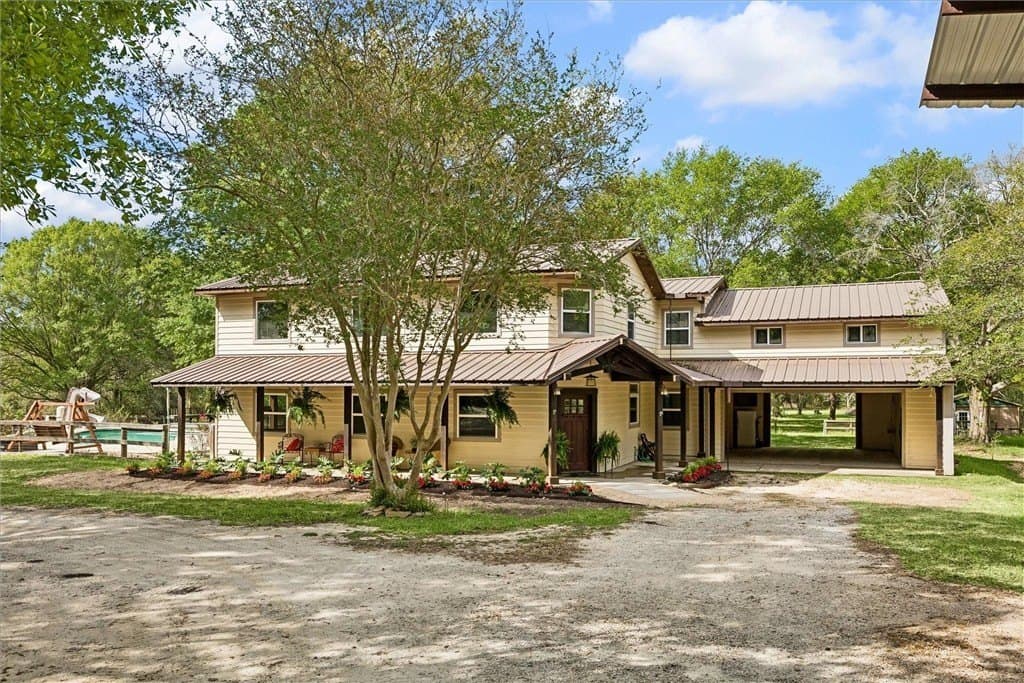 5.62 acres in AUSTIN County - photo 3