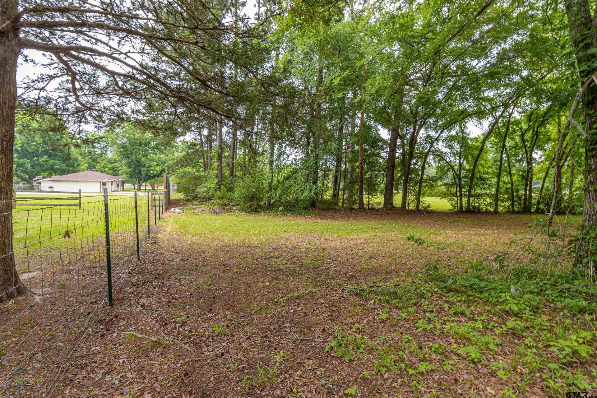 2.95 acres in Smith County gallery image 2