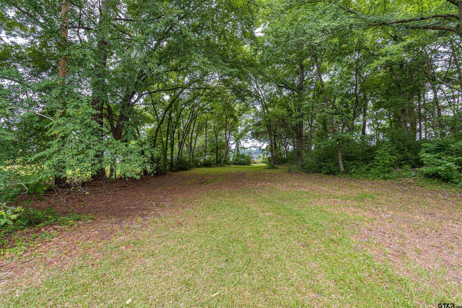2.95 acres in Smith County gallery image 4