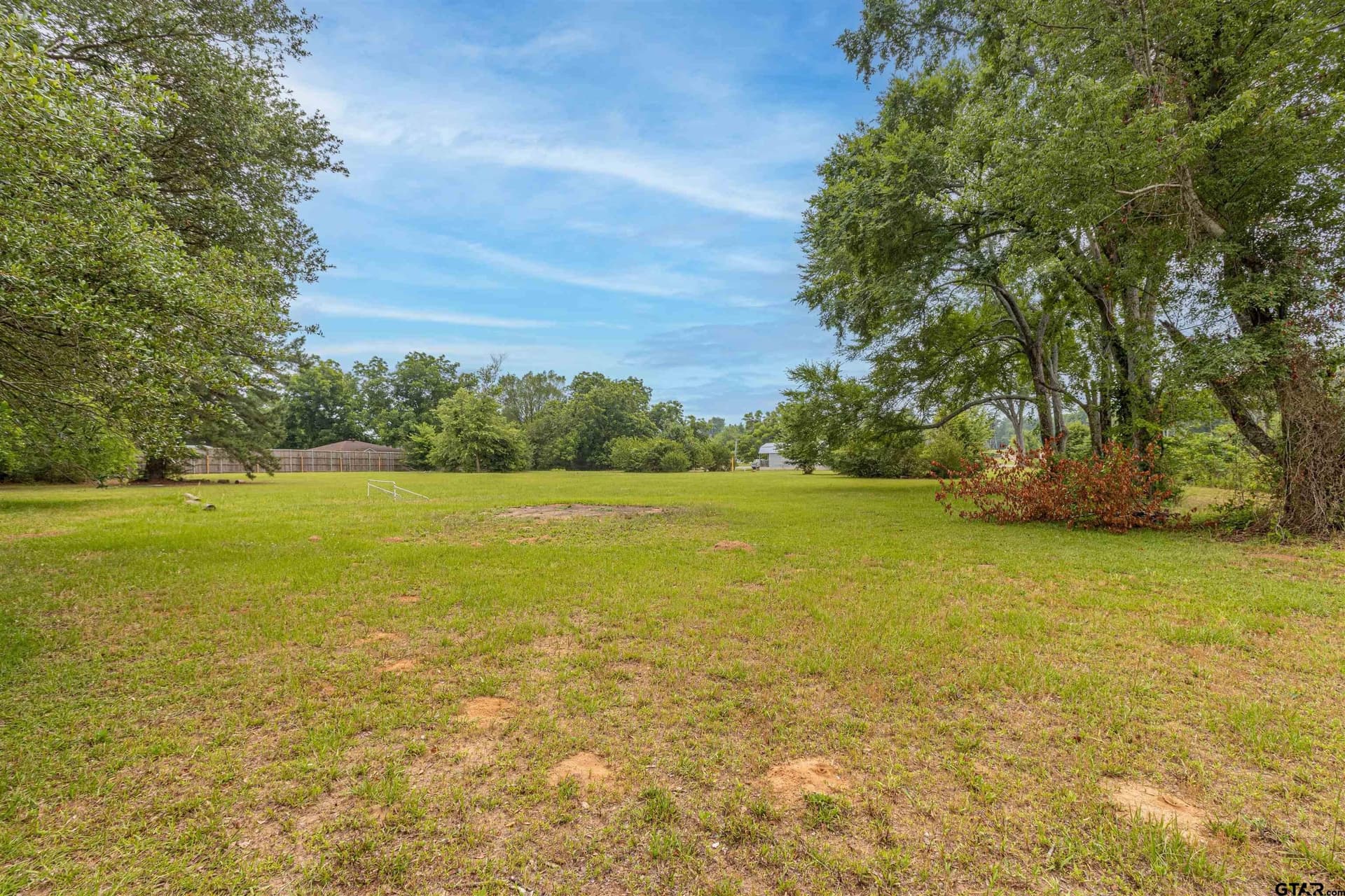 2.95 acres in Smith County
