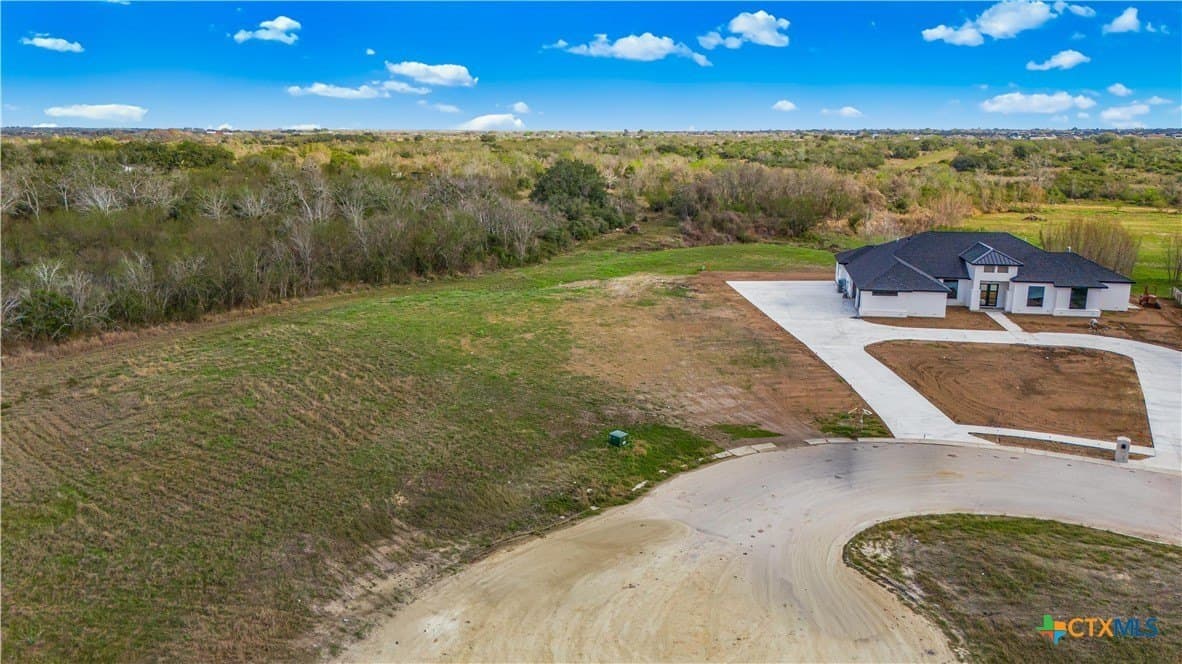 0.61 acres in Victoria County - photo 14