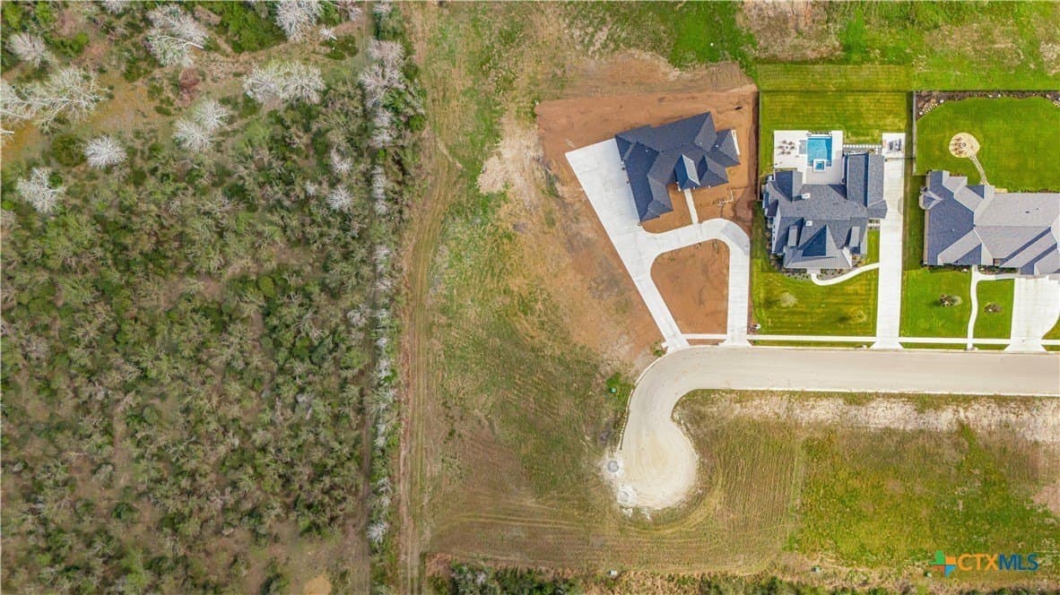 0.61 acres in Victoria County - photo 11
