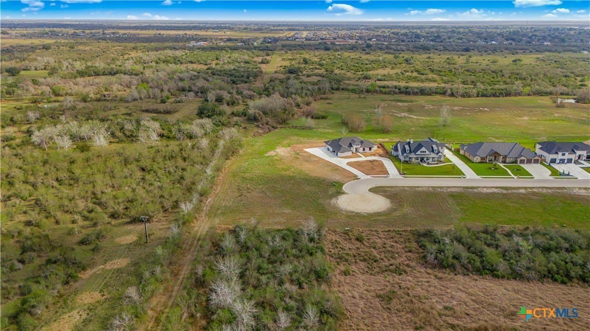0.61 acres in Victoria County - photo 12