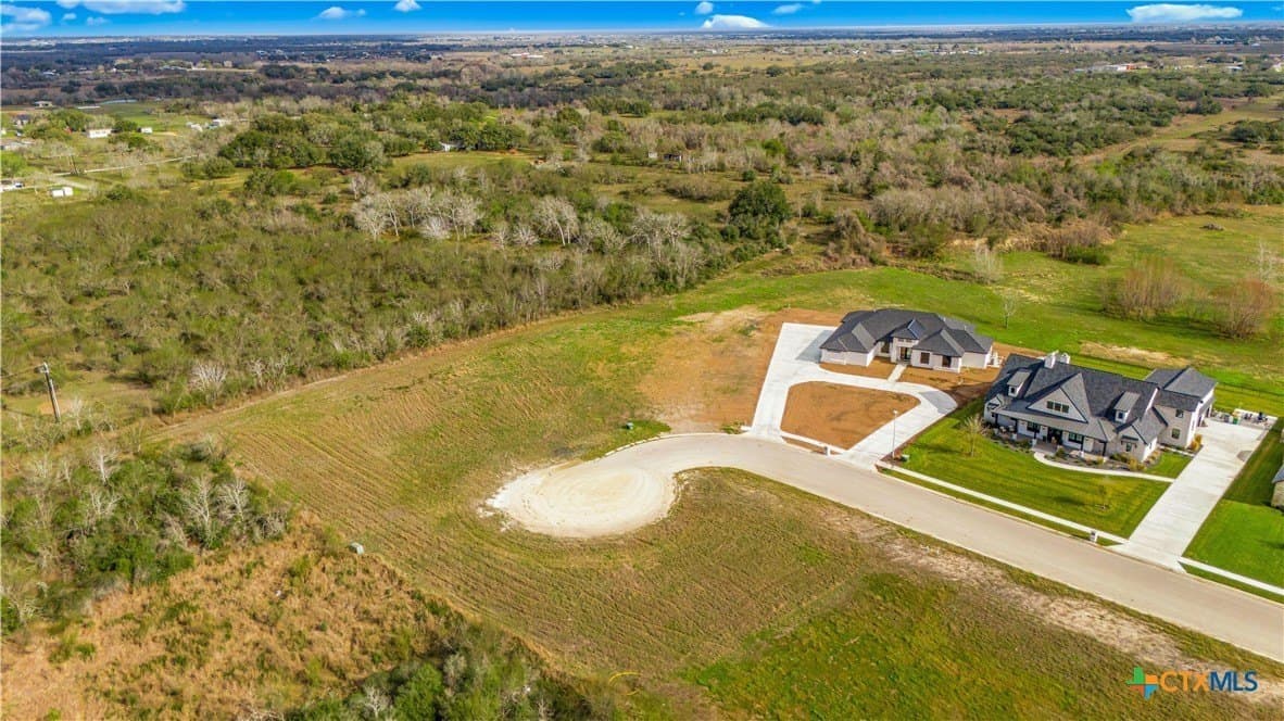 0.61 acres in Victoria County - photo 9