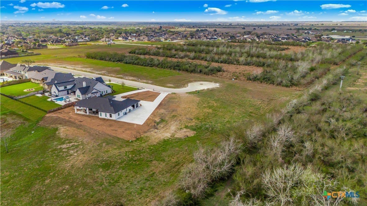 0.61 acres in Victoria County - photo 16