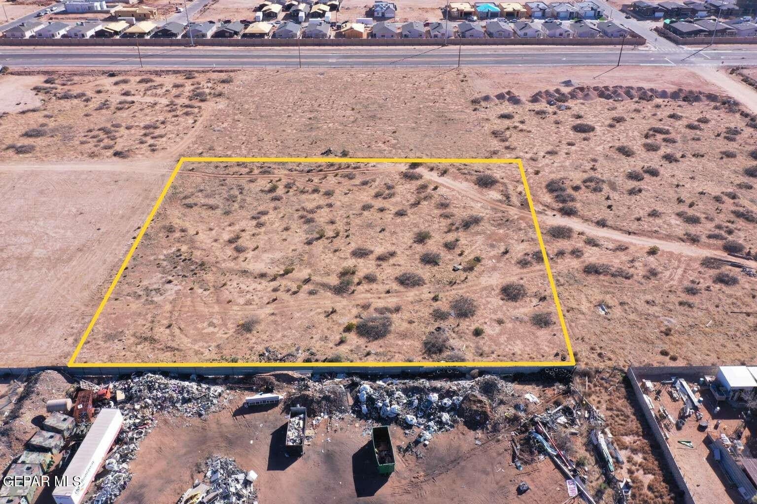 2 acres in El Paso County gallery image 3