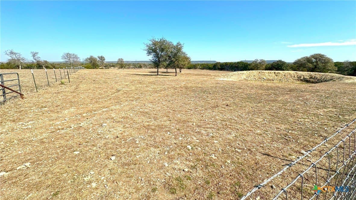 10.01 acres in Bell County - photo 9