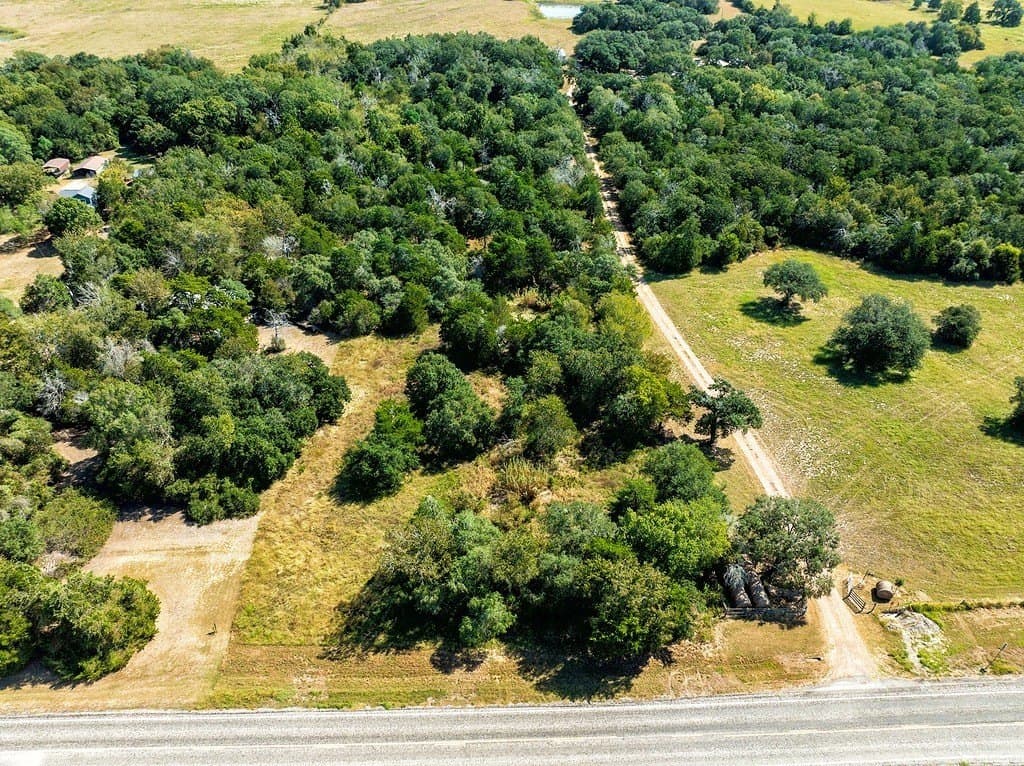 6.91 acres in Fayette County gallery image 2