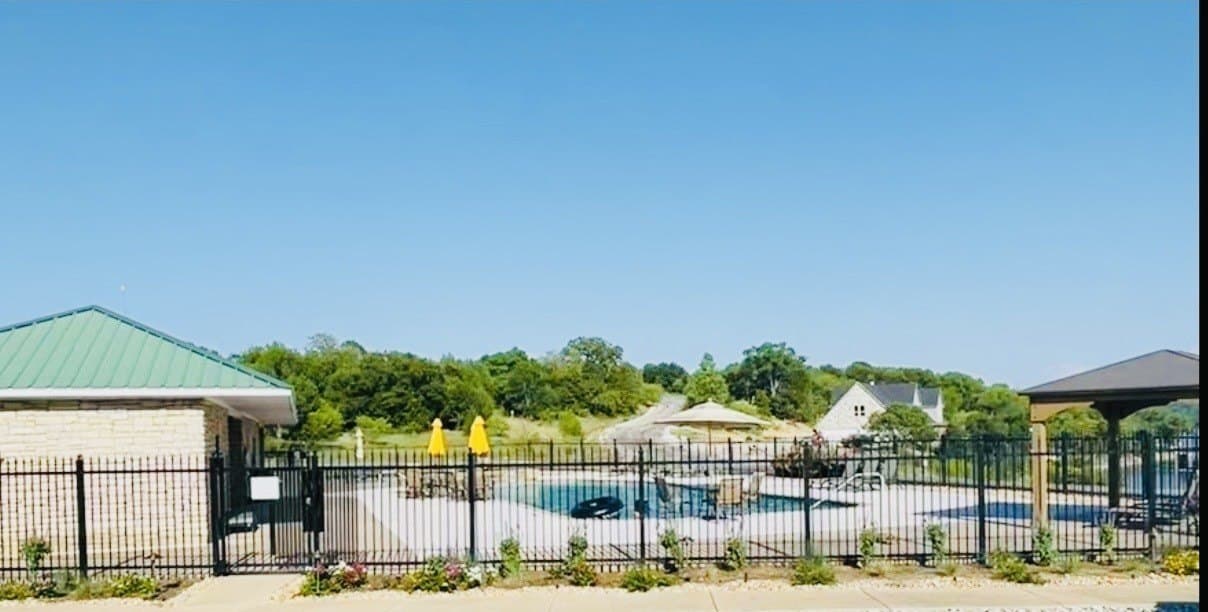 1.57 acres in Wise County - photo 9
