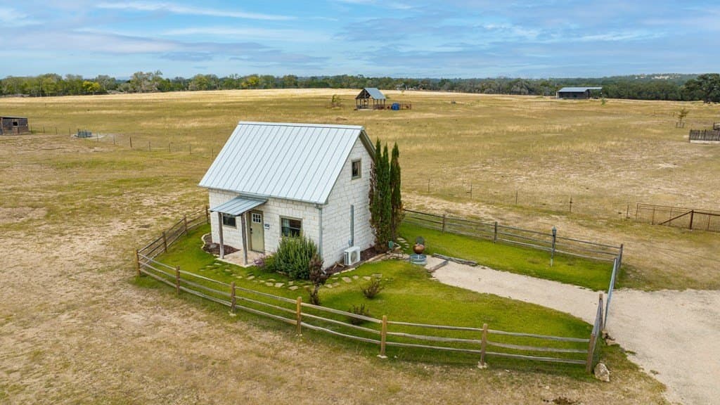 39.04 acres in Gillespie County - photo 56