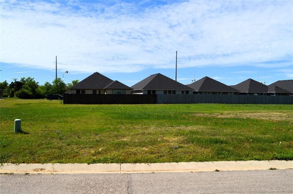 0.1 acres in Kaufman County gallery image 4