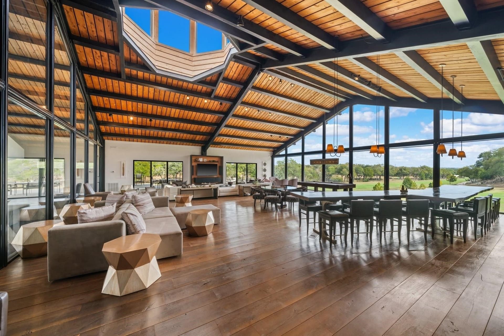 538 acres in Hays County