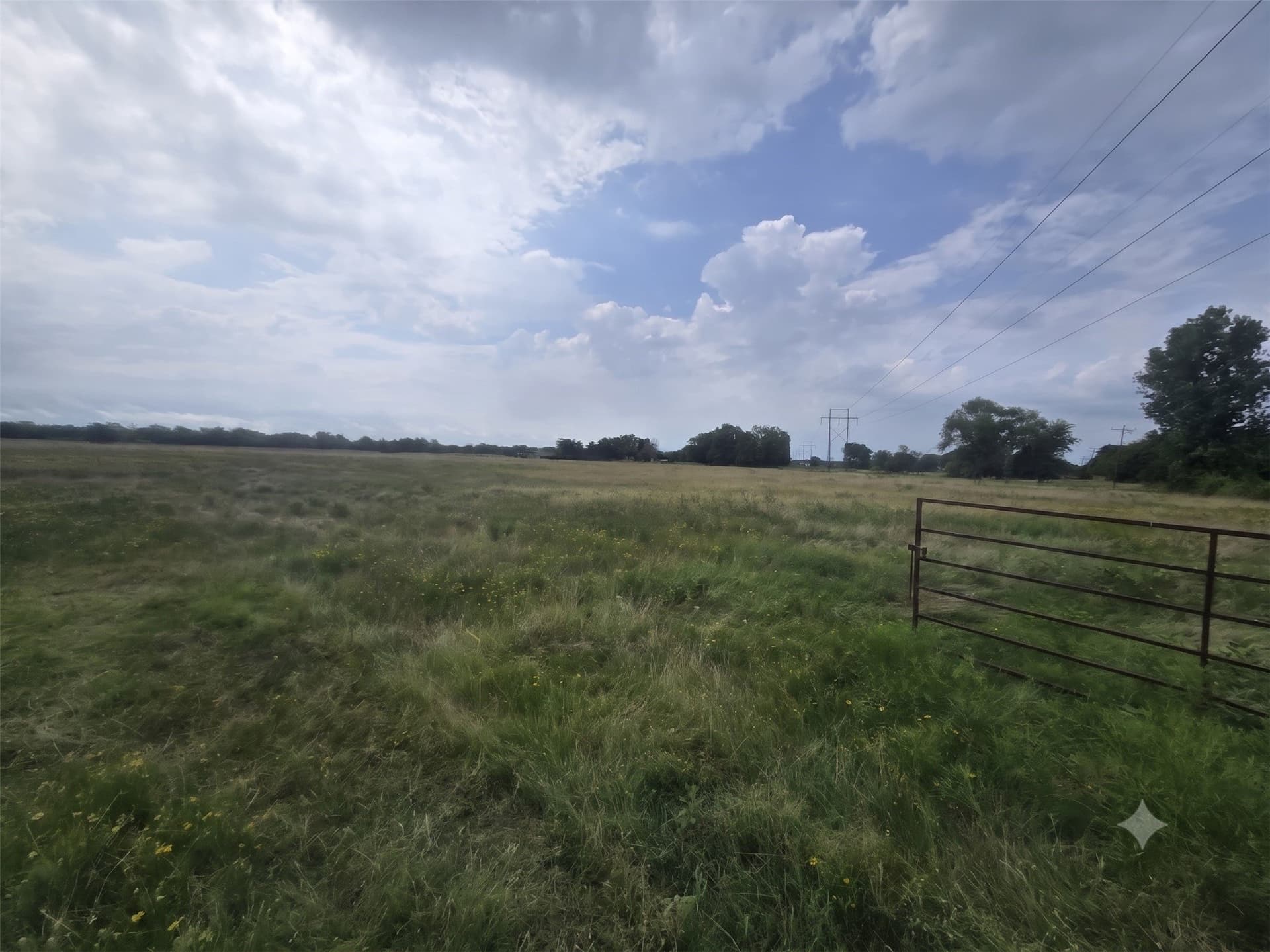10.76 acres in Kaufman County