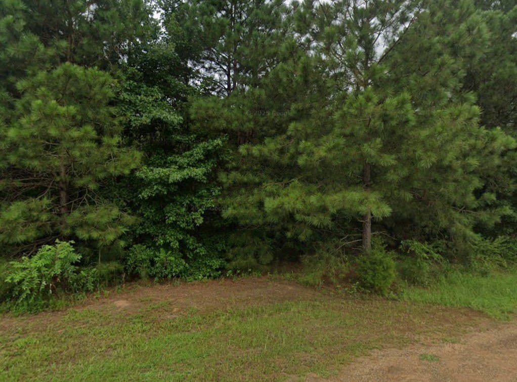 7.9 acres in Morris County gallery image 4