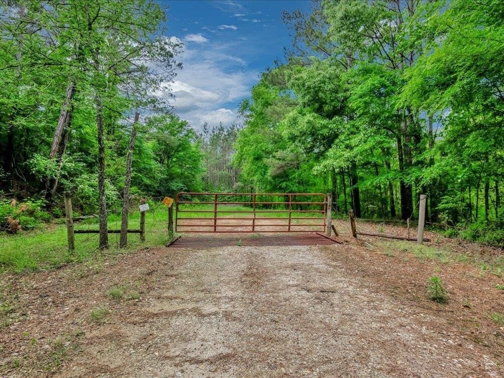 56.57 acres in Texas County