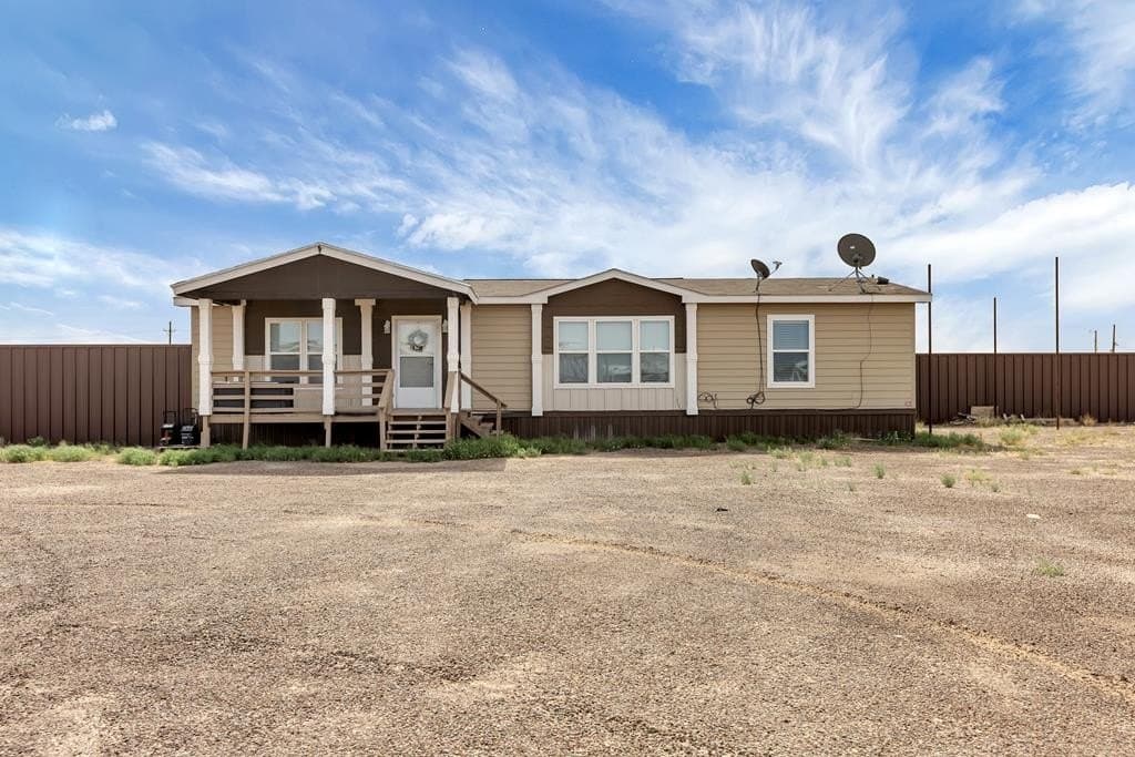 60 acres in Ward County