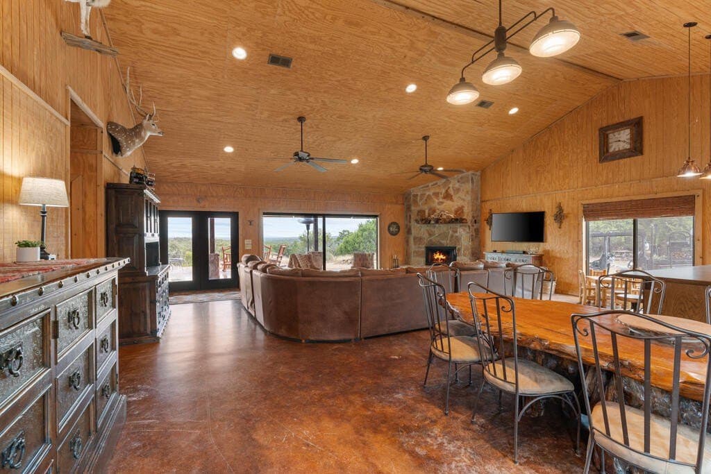 67.04 acres in Kimble County - photo 6