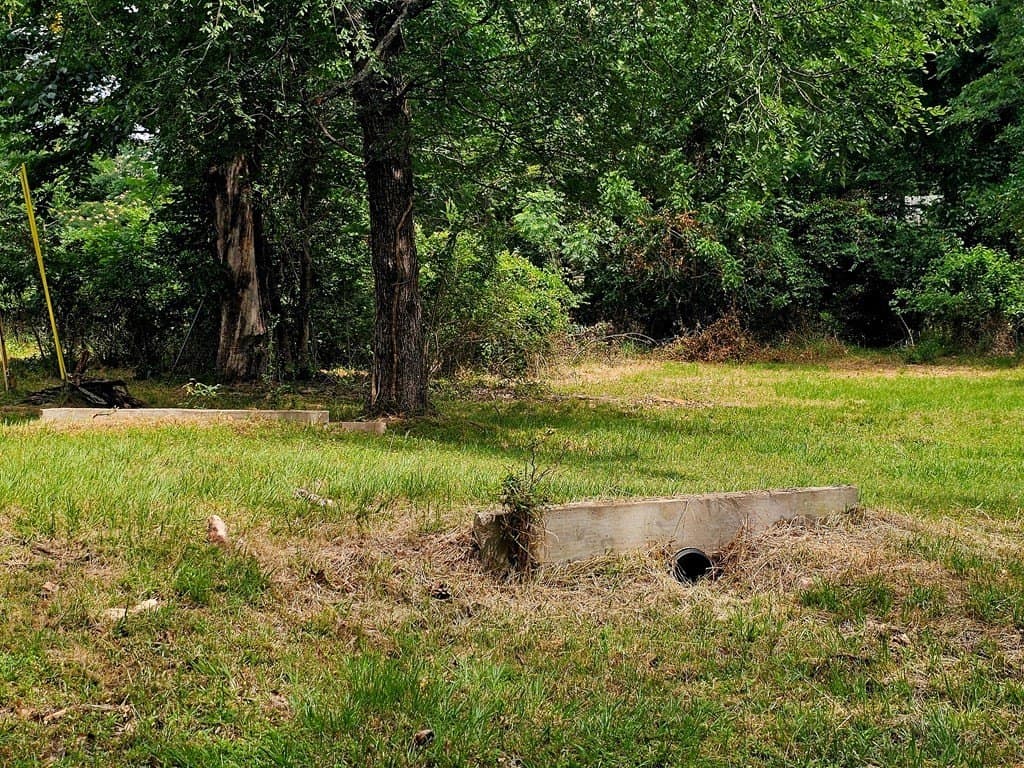 0.46 acres in Henderson County - photo 7