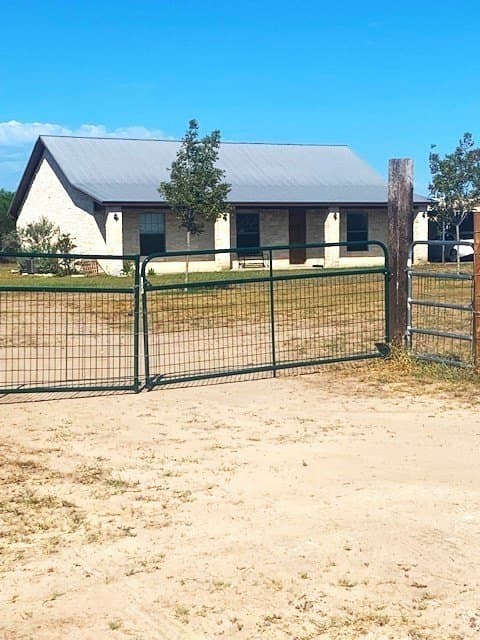 17 acres in Jim Wells County