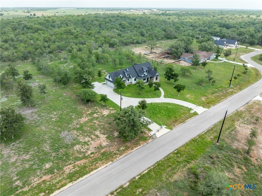 1.58 acres in Gonzales County - photo 4