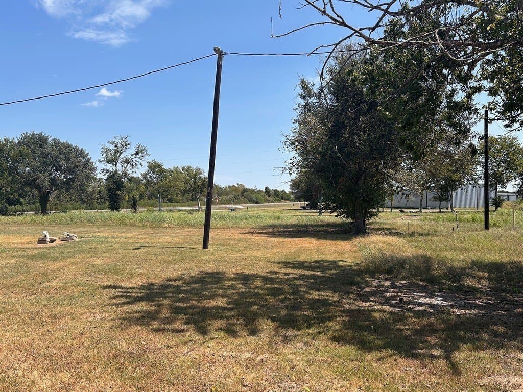5.36 acres in Austin County - photo 21