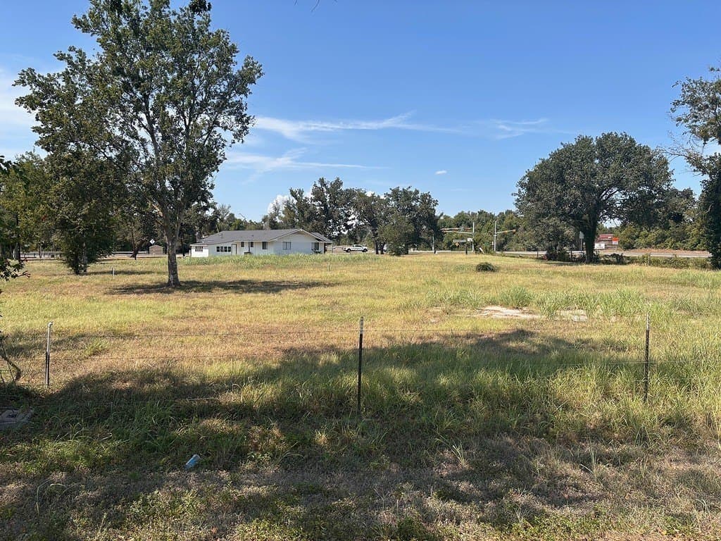 5.36 acres in Austin County - photo 17