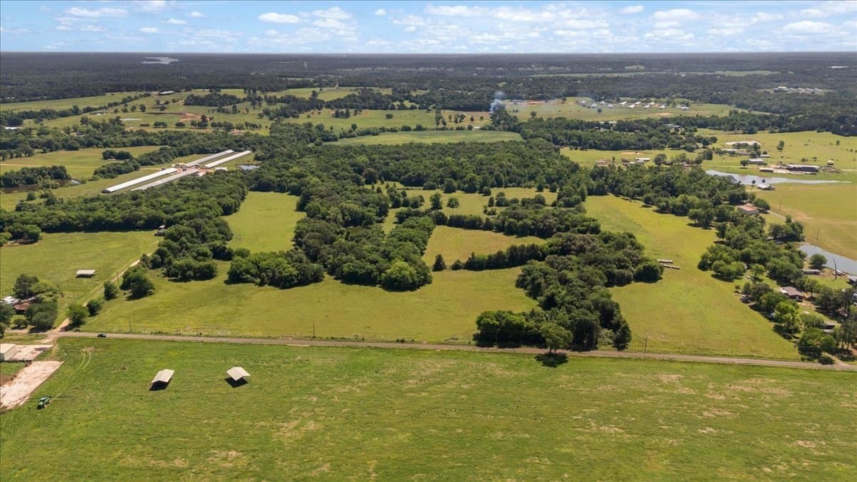 83 acres in Hopkins County