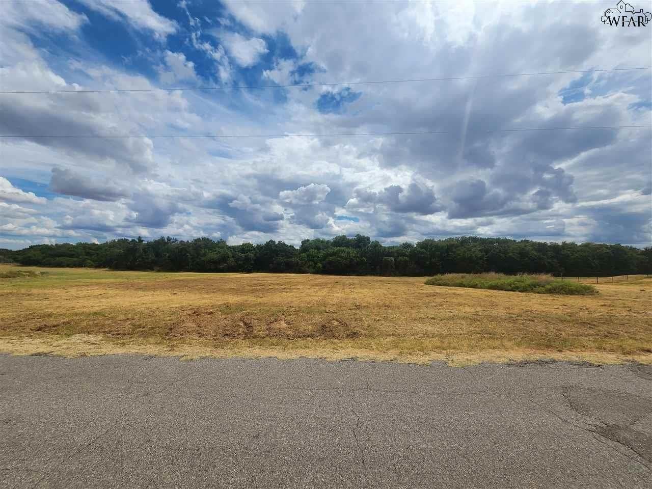 1.46 acres in Wichita County gallery image 2