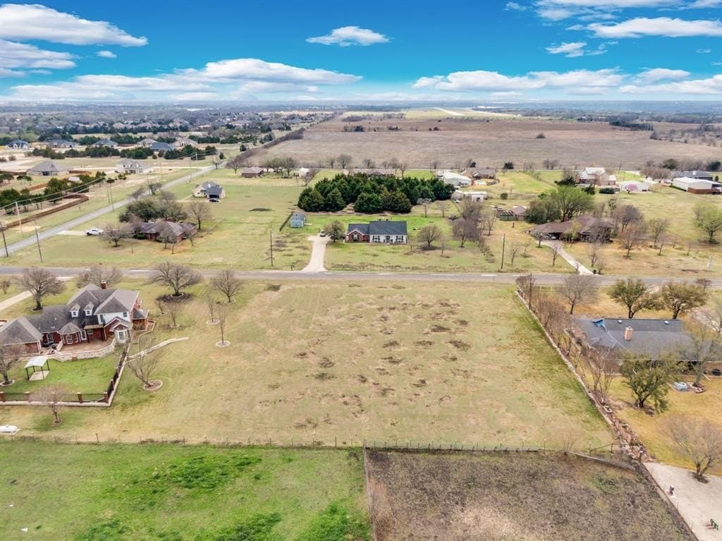 1 acres in Ellis County gallery image 2