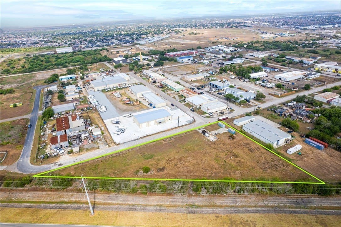 1.16 acres in Nueces County gallery image 3