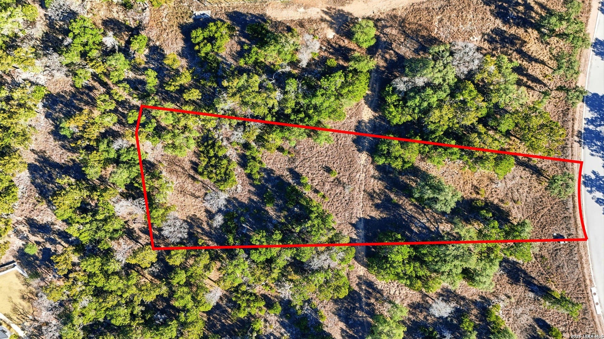 0.89 acres in Kendall County gallery image 2