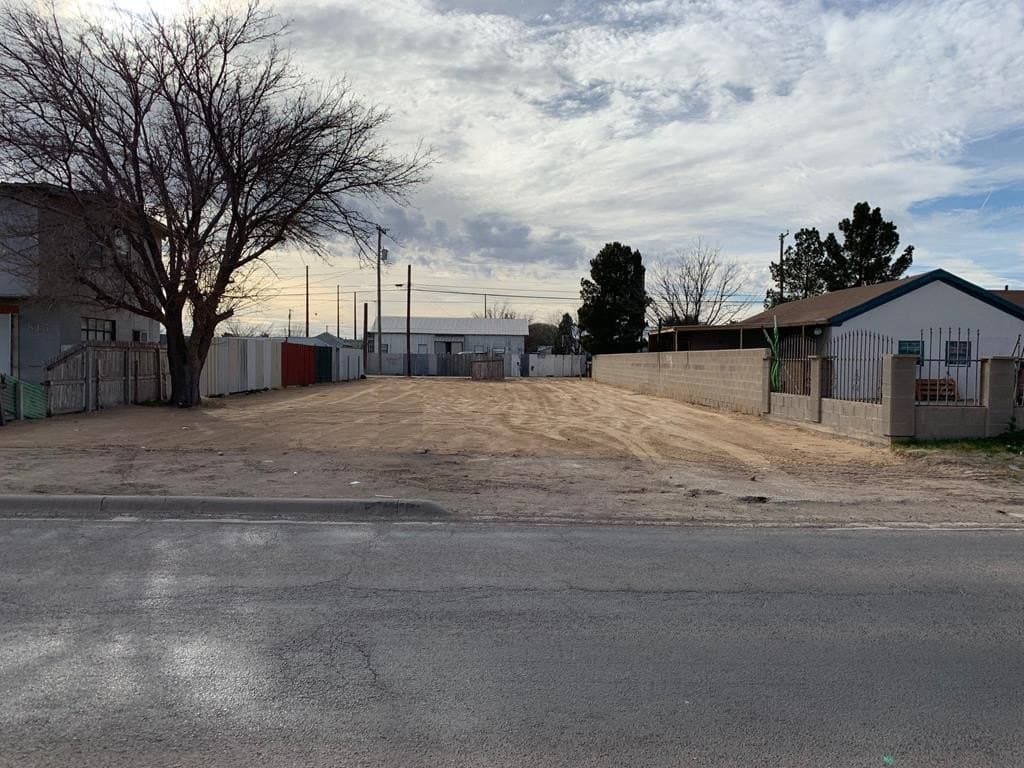 0.13 acres in Reeves County