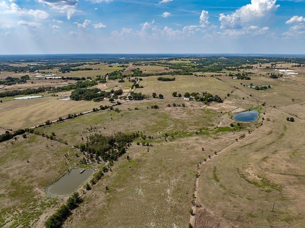 18.59 acres in Fayette County - photo 5