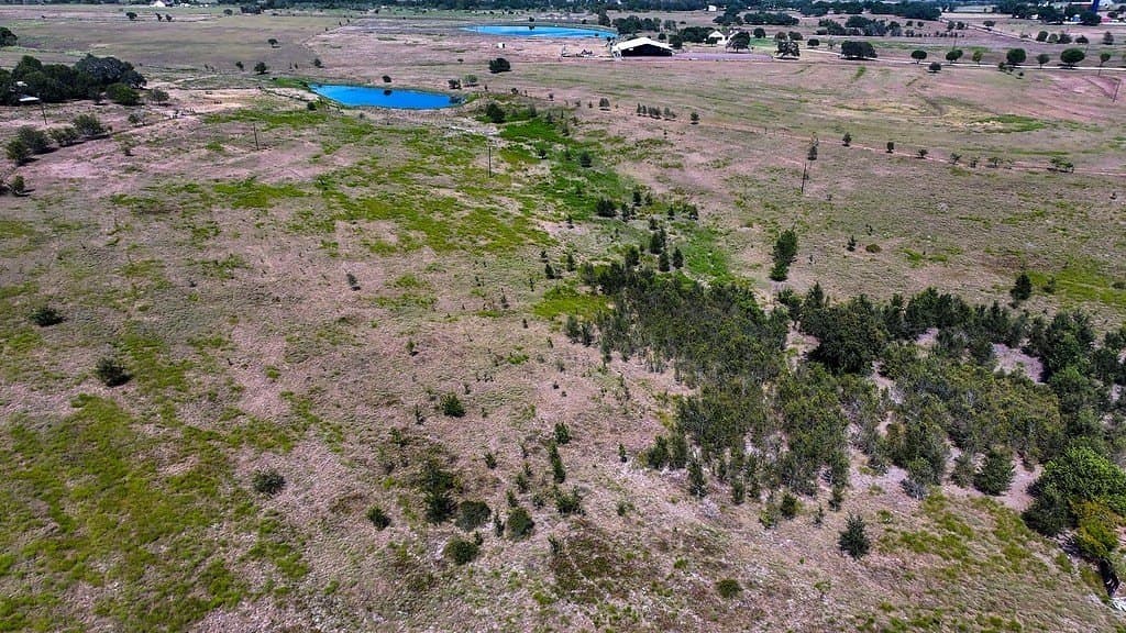 18.59 acres in Fayette County - photo 14