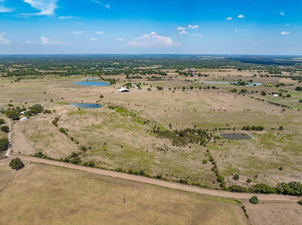 18.59 acres in Fayette County - photo 9