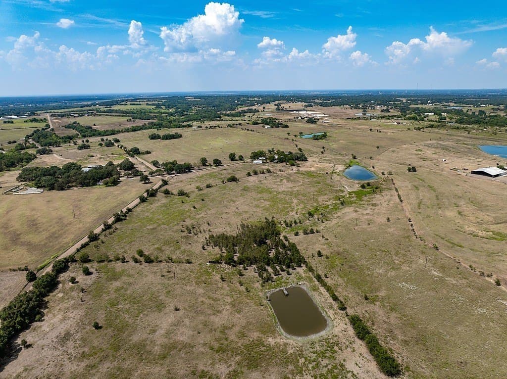 18.59 acres in Fayette County - photo 6