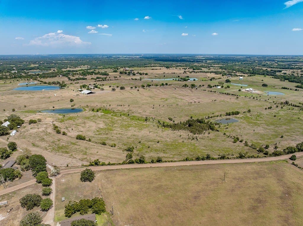 18.59 acres in Fayette County - photo 10