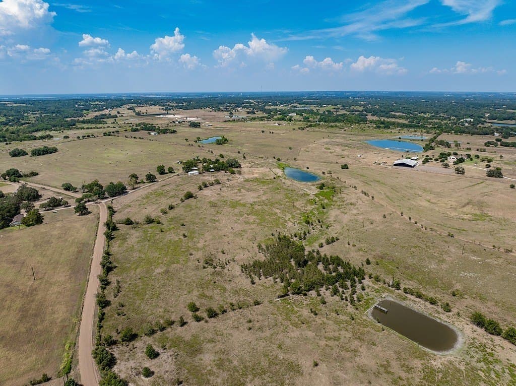 18.59 acres in Fayette County - photo 7